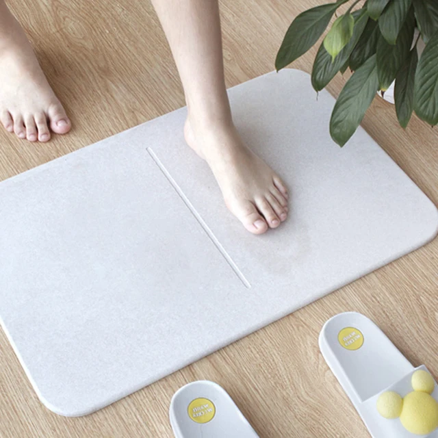 Quick dry diatomaceous earth diatomaceous earth stone bath mats