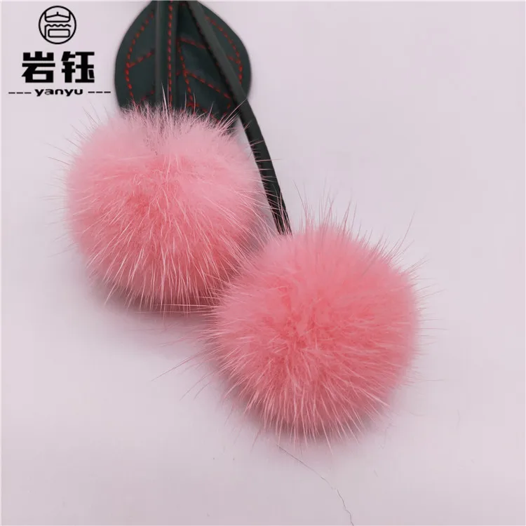 Classic fashion mink cherry key chain pendant Female bag Mink fur ball red cherry velvet ball bag pendant