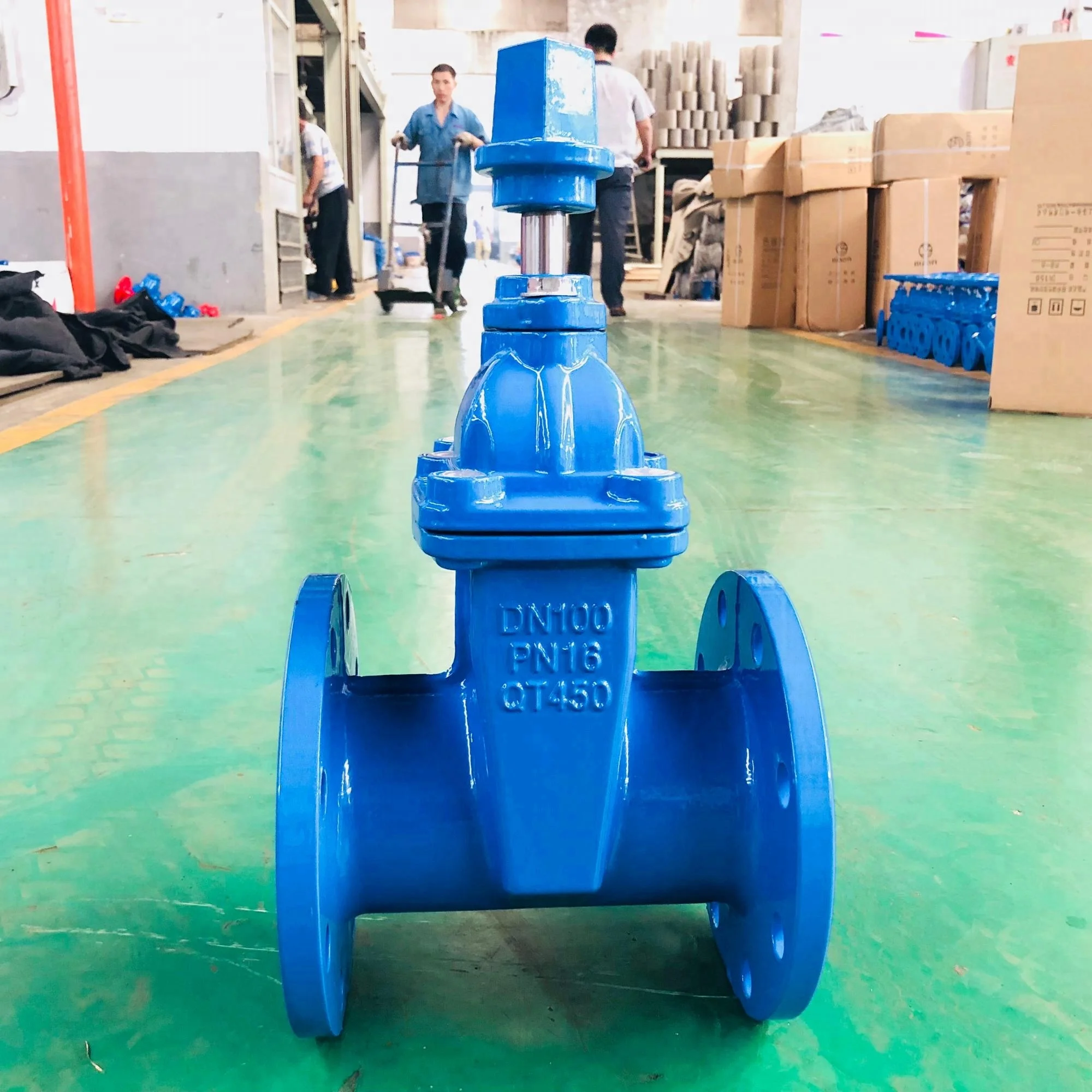 4 inch gate valve DN 100 Resilient Seated Cast Iron square nut operation gate valve underground water valve