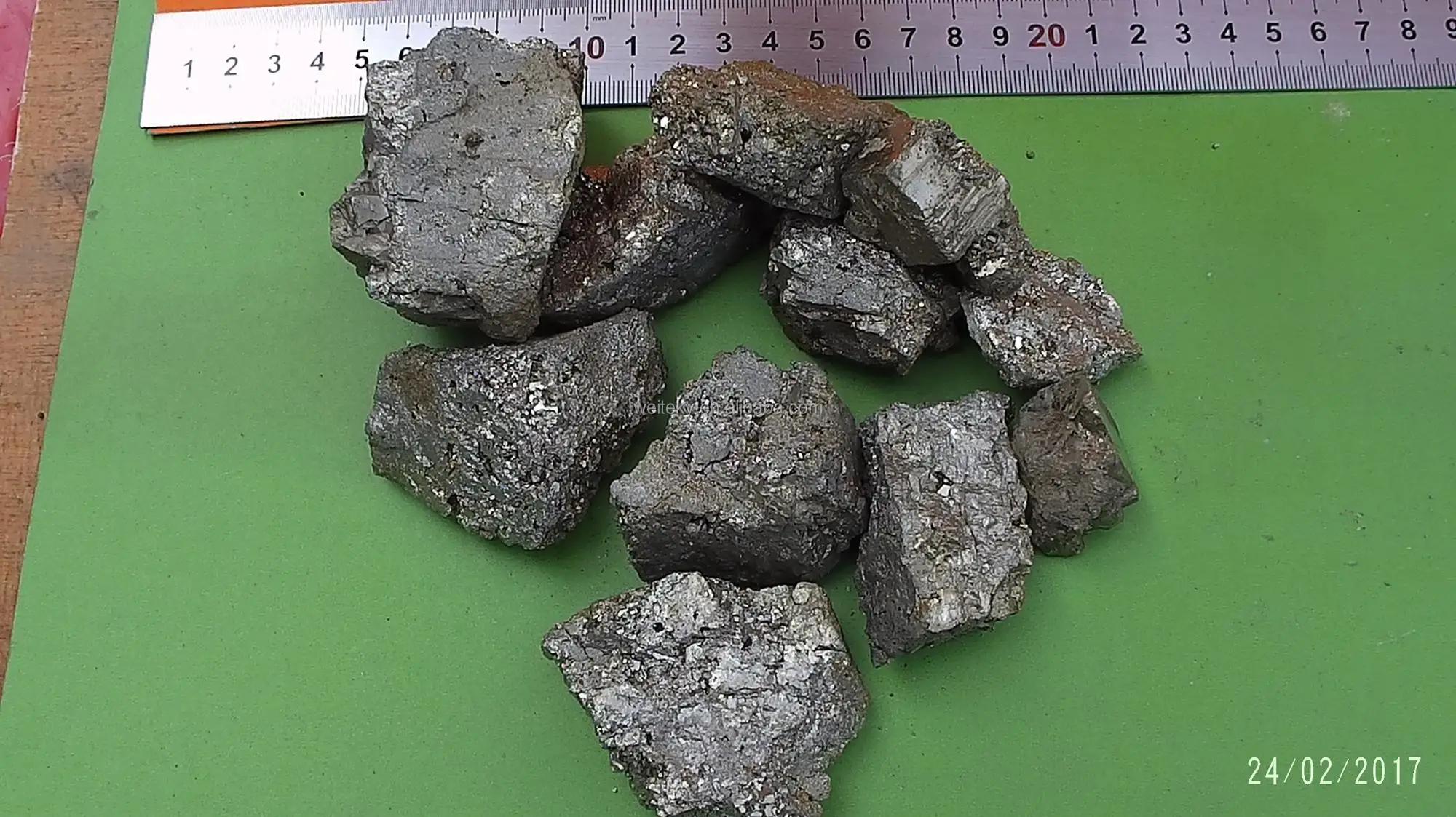 
Ferro sulfide (10-30mm) 