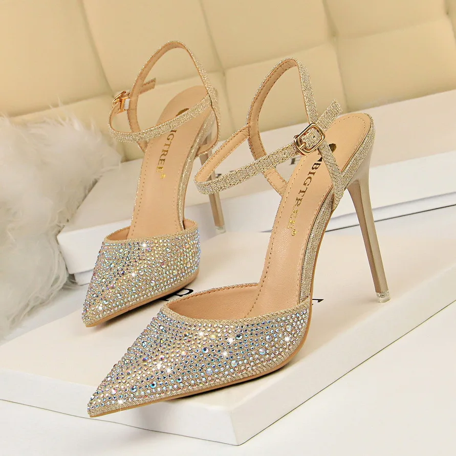 
2019 new factory wholesale price customized small MOQ Crystal PU Upper 10cm women heels ankle strap heels pencil heels 