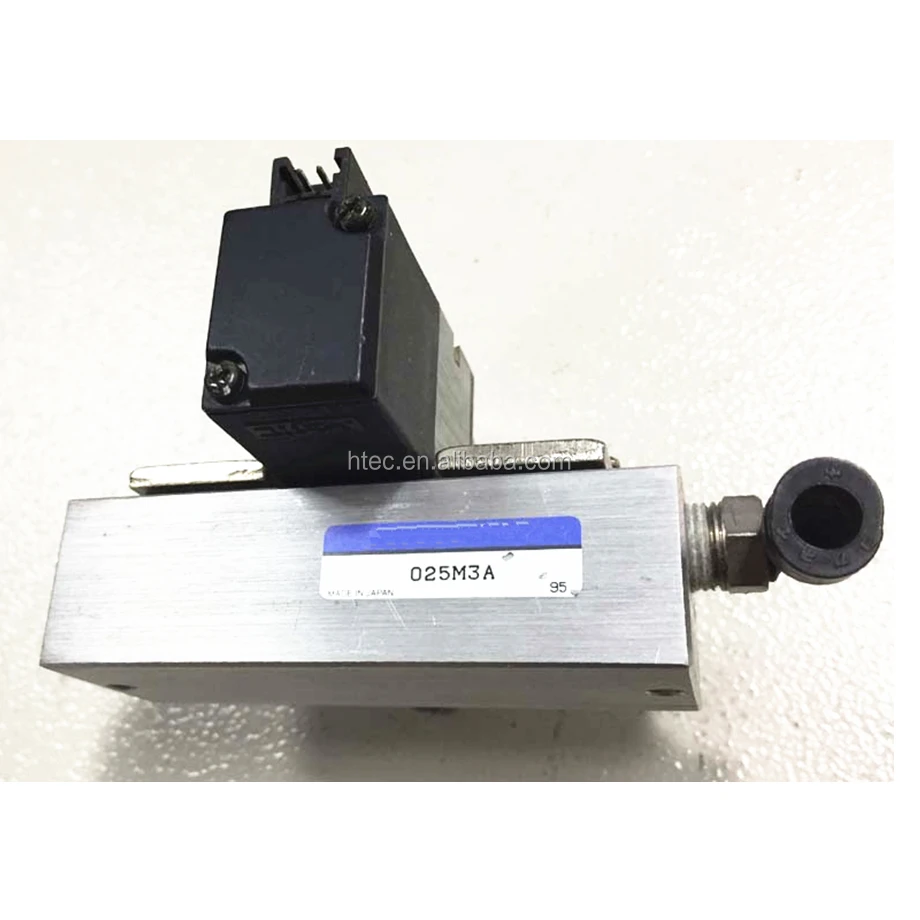 WH42-G02-D2-A110 solenoid operated directional valve