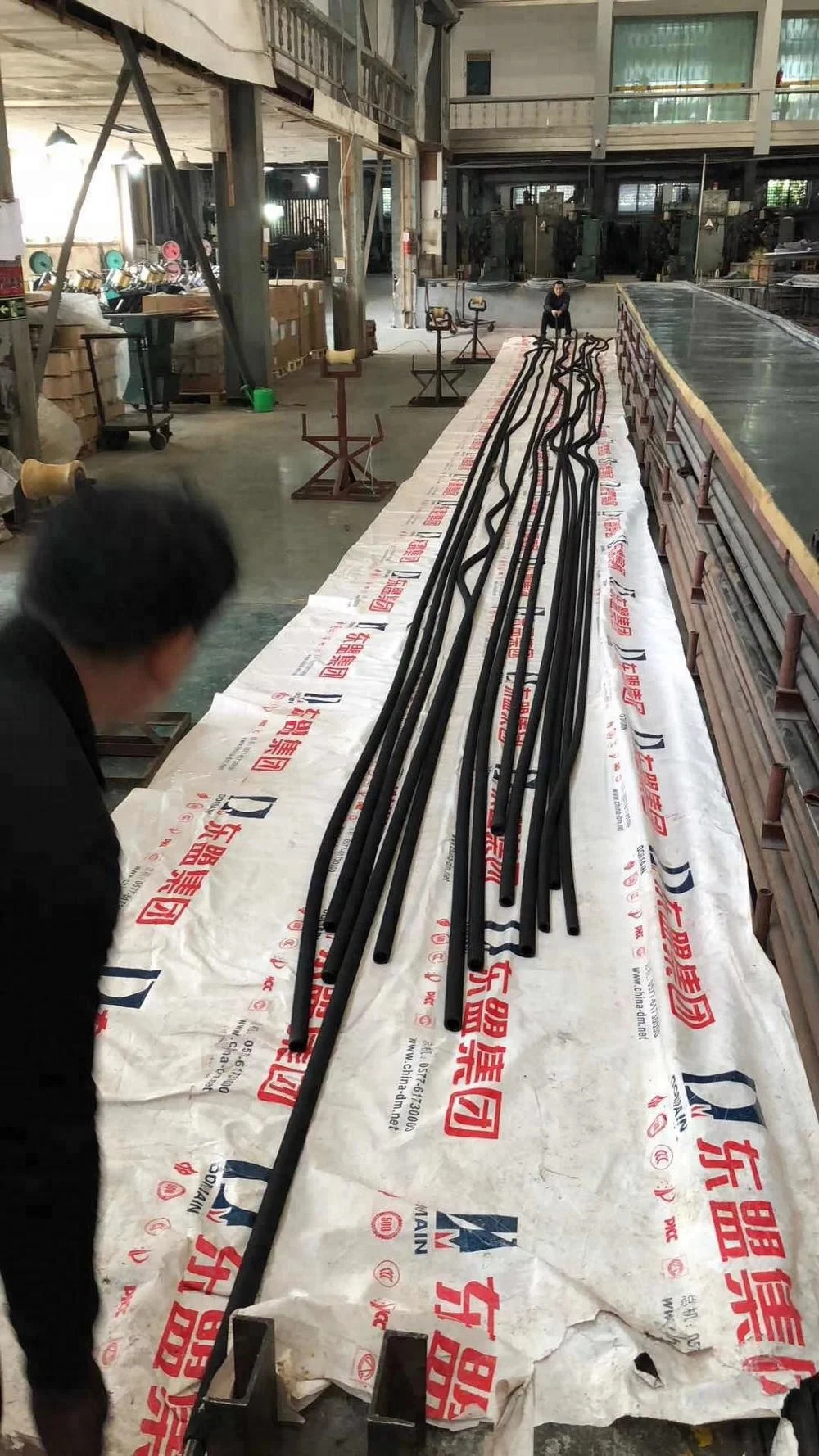 Rubber tube for air shaft