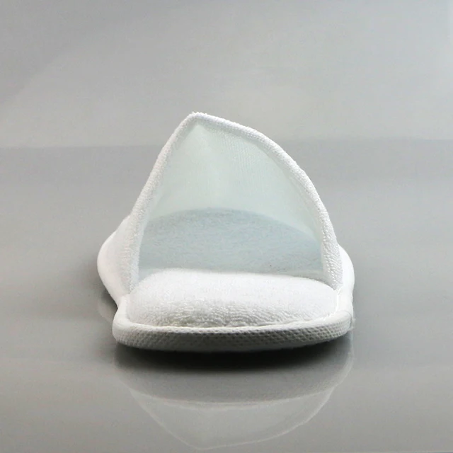 Hotel disposable travel 5 star personalized OEM towel closed hotel slippers