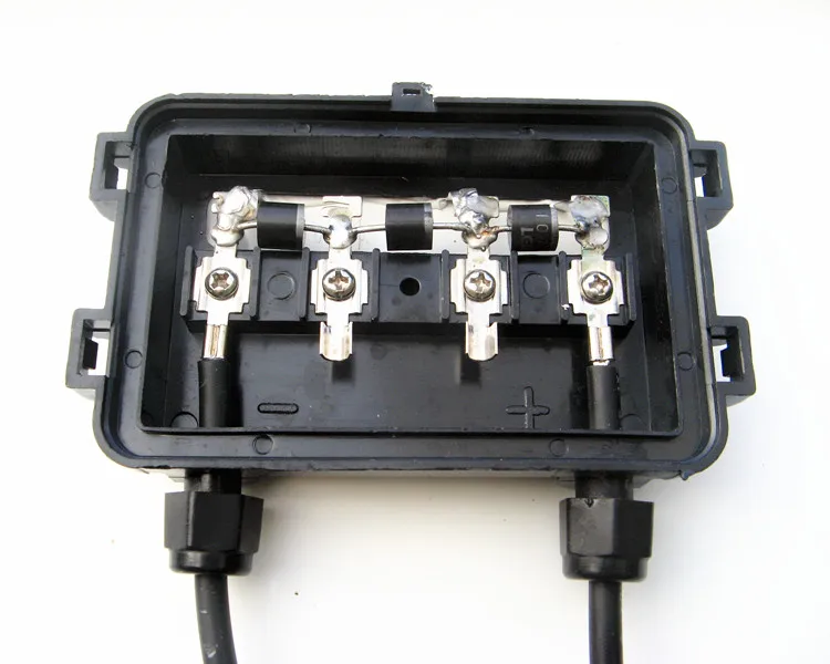 China manufacture PV solar panel Mono and Poly 100w 150w 200w 250w 260W 300w solar panel