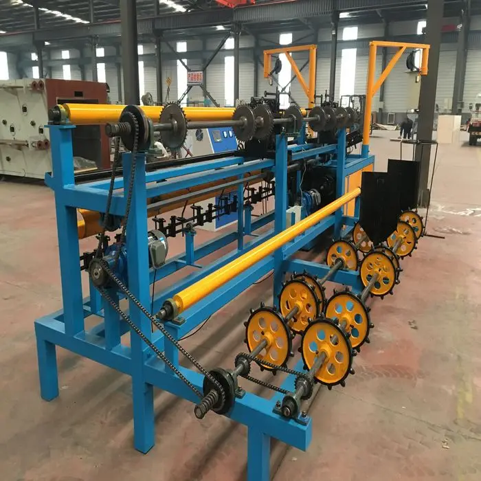 High speed The metal wire diamond and Full automatic chain link fence machine