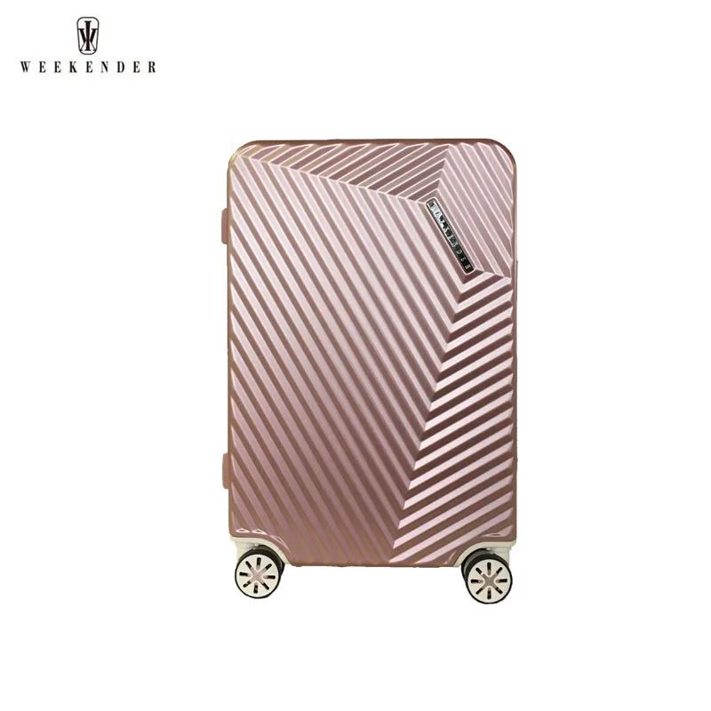 Пластиковый чемодан на колесиках с ручкой из поликарбоната