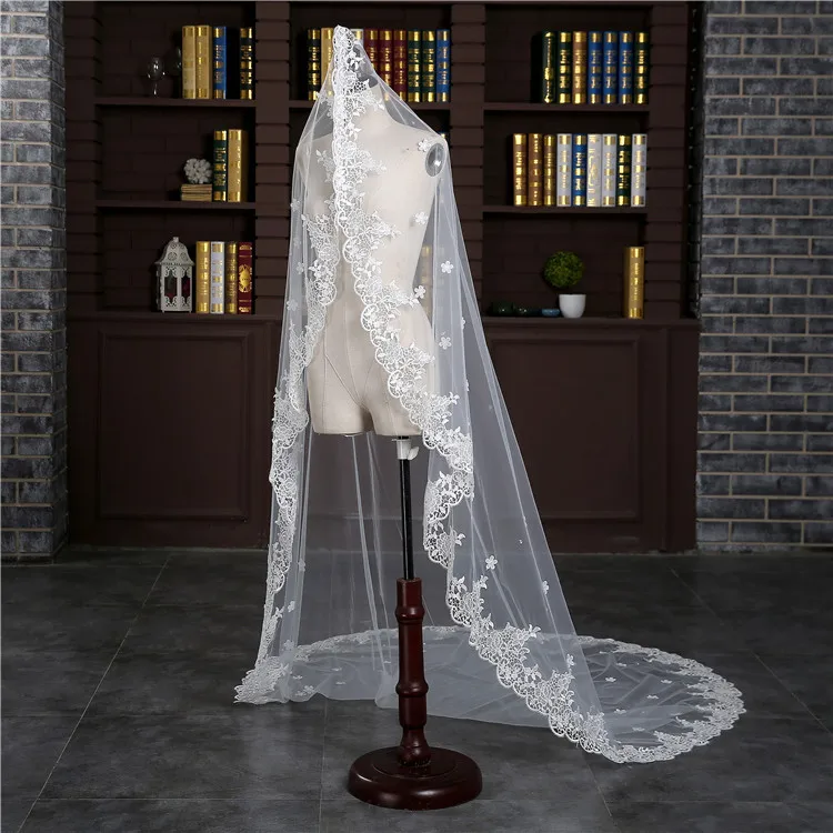 
In Stock 3m long Ivory bridal wedding veils 