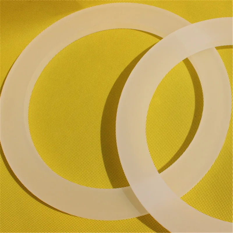 Polished quartz glass flange