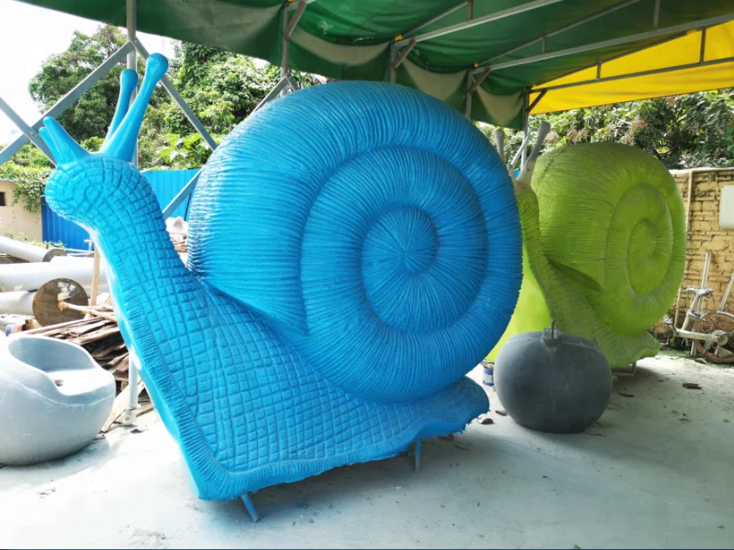 high quality giant green and blue snail fiberglass cartoon statue for sale