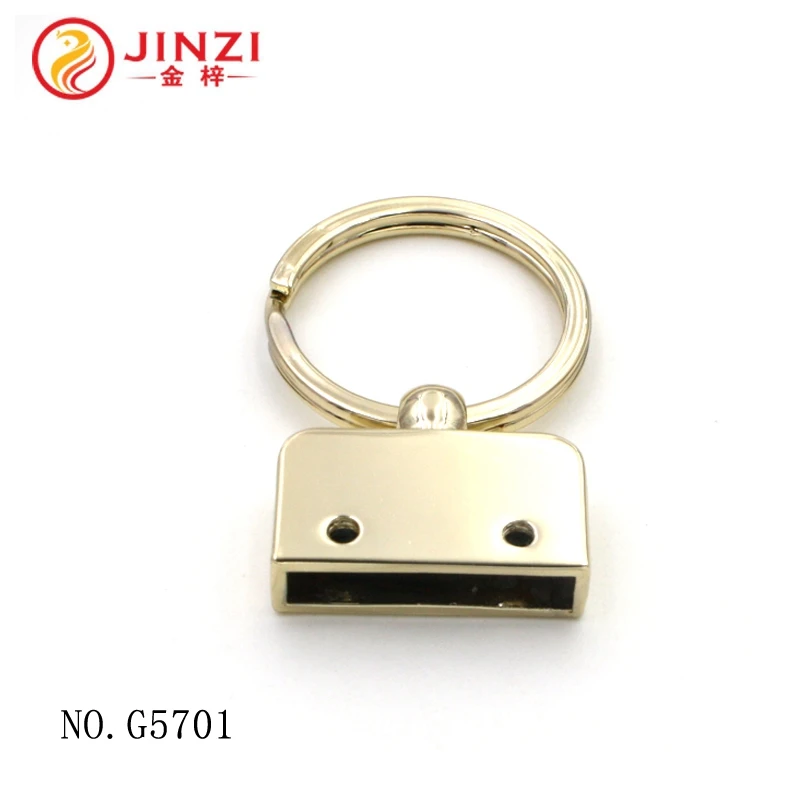 Custom quality fashion decorative key fob hardware with key ring