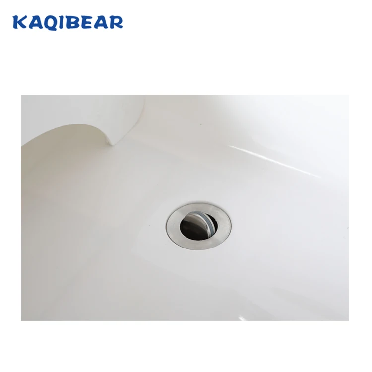 
Plastic laundry tub wash sink with a washboard 