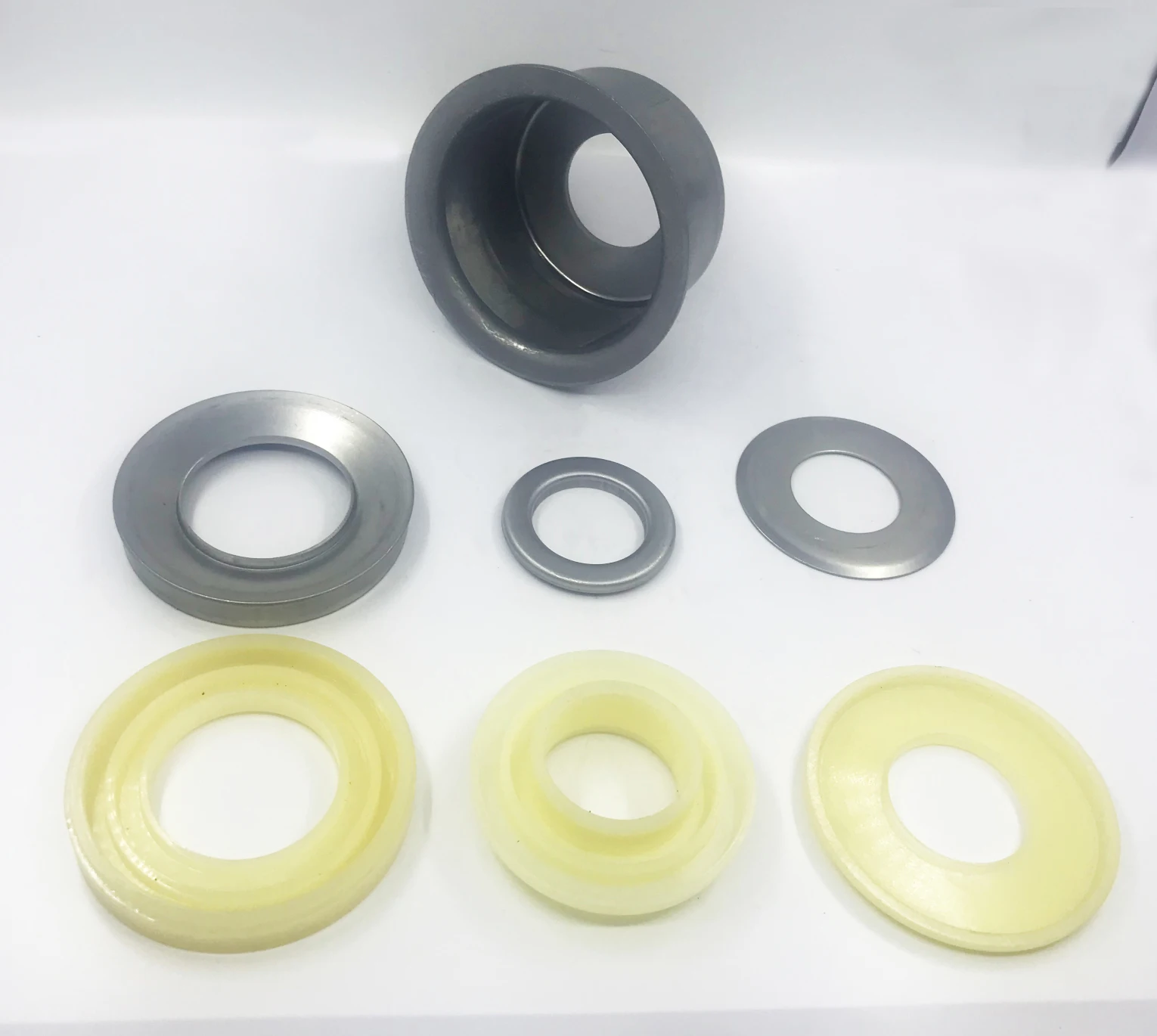 
OEM /ODM steel bearing housing/bearing seat for carrier roller/idler roller 