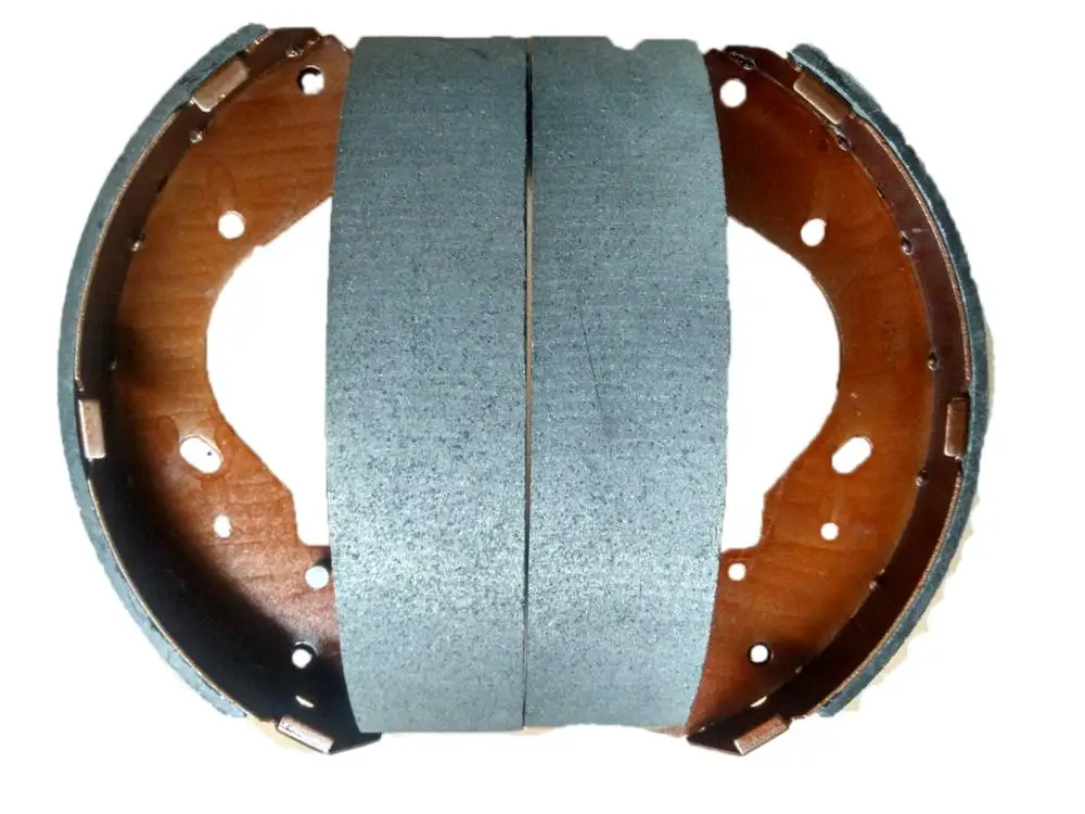 04495-26240 brake shoe for Toyota Quantum 2015