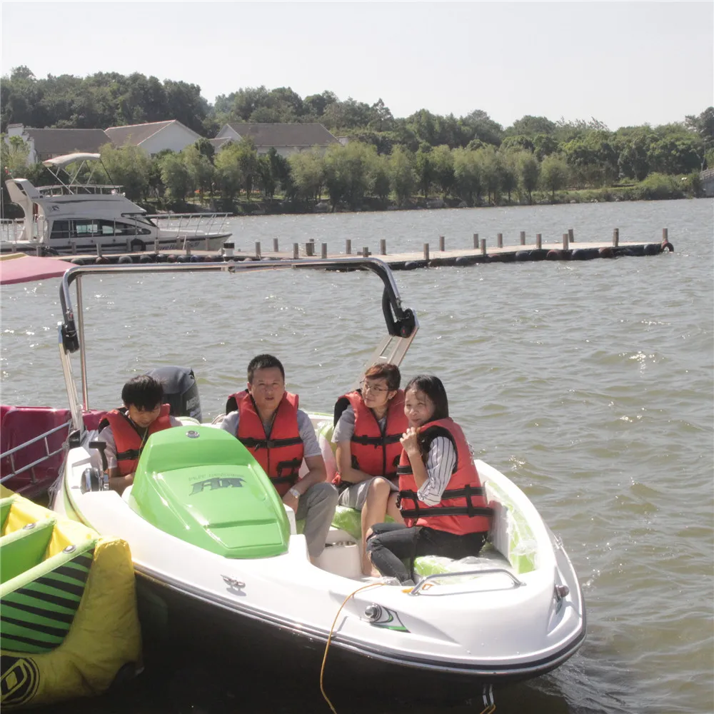 Small Jet Fishing Vessel Speedboat with outboard motor