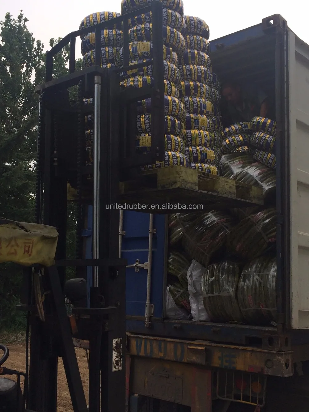 
Motorcycle TUBELESS Tire 70/90-14 80/90-14 70/90-17 80/90-17 90/80-17 for southeast asia with ECE 