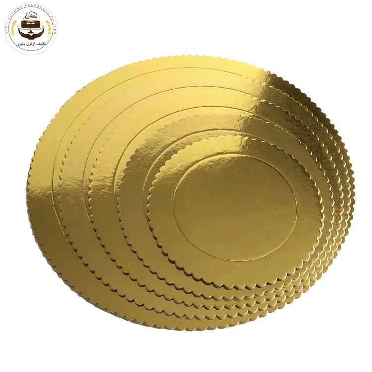yiwu aotong golden foil paper 2200gsm duplex paper scalloped 3mm square cake board