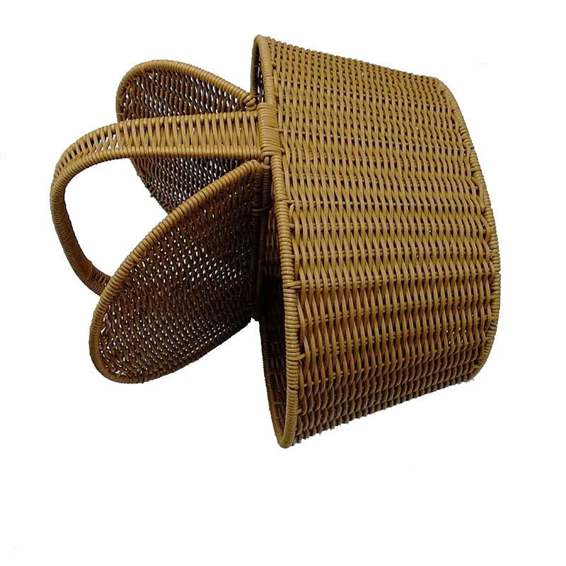 BOt-1021  Graceful hand weaved oval plastic rattan handle picnic basket