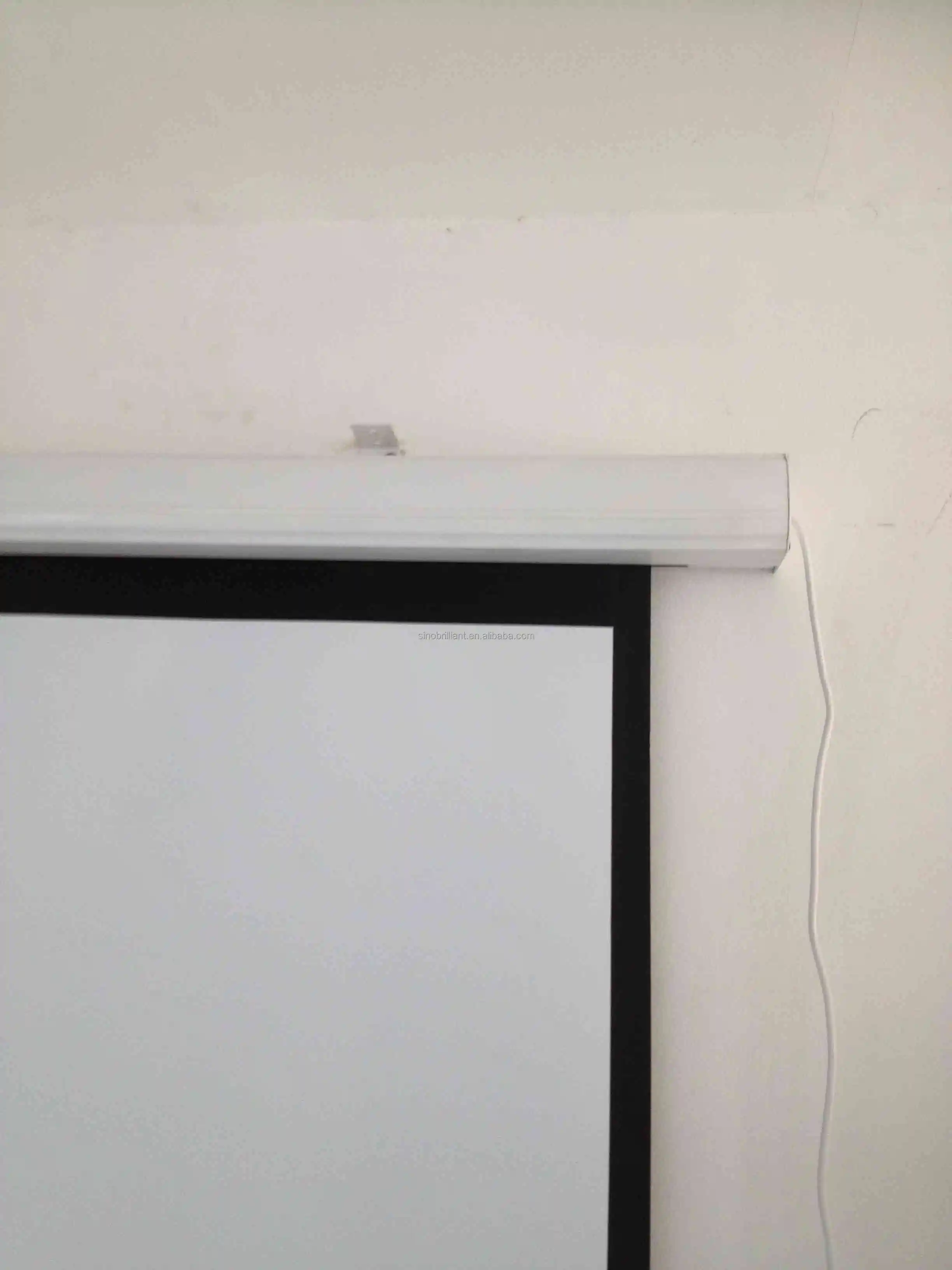 movie projector screen pull down automatic projector screen ust projector screen 80