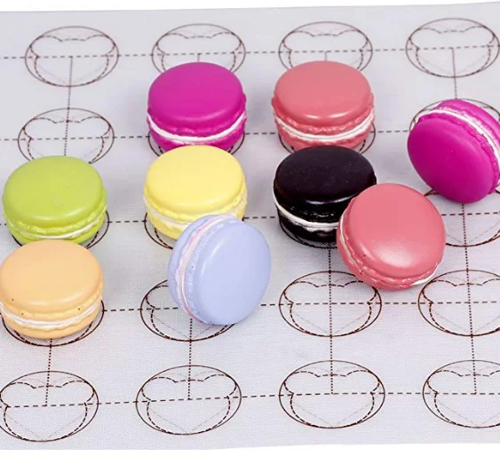 
Customized Design Print with 35 Circles Silicone Macaron Baking Liner Sheets 