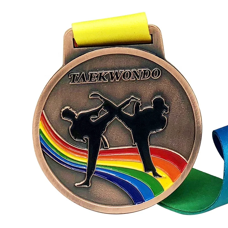 Золотые круглые металлические эмалевые медали 2D для тхэквондо