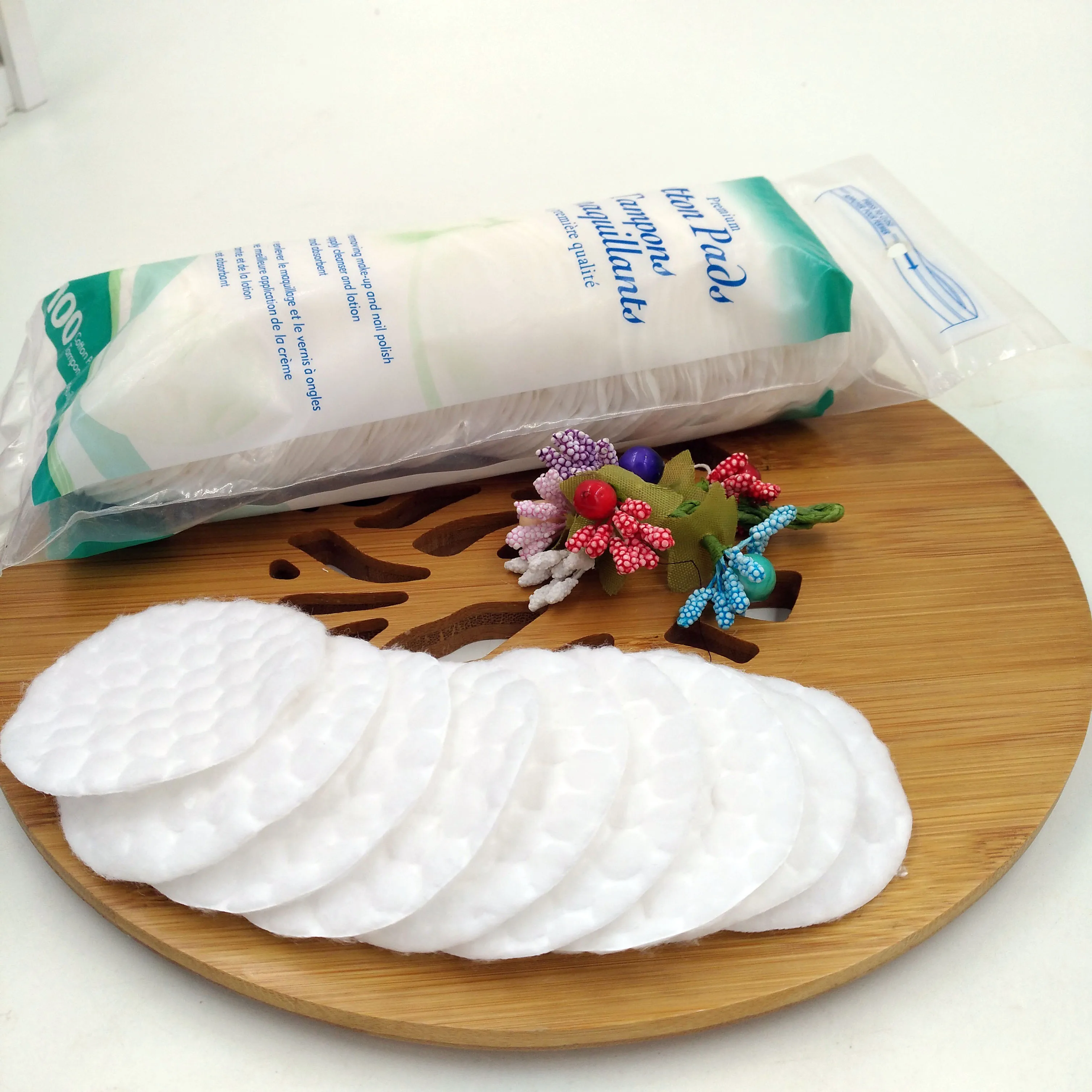 Pure Embossed Cosmetic Non Absorbent Cotton  Make Up Pads For Beauty