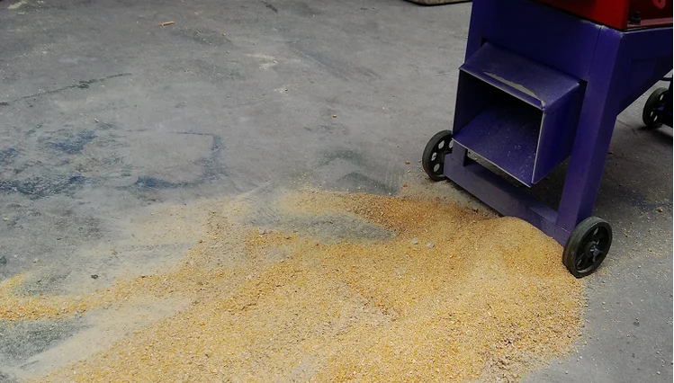 animal feed 690 Multi-functional hammer mill crusher / grinder for maize