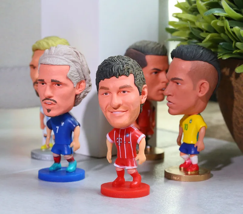 3D big head plastic football figure for sale
