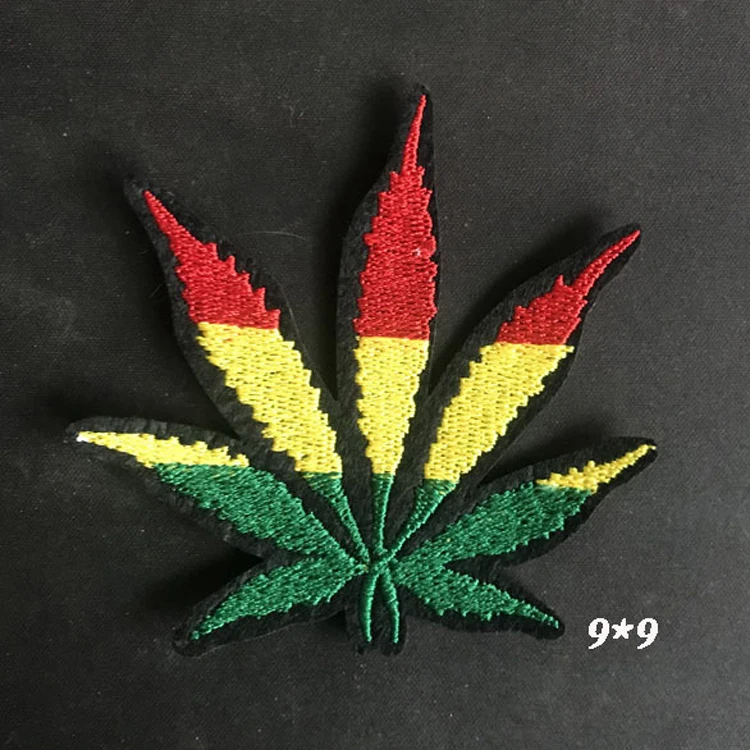 Embroidery Patches Wholesale In Stock DIY Garment Accessories Custom Patches Hemp Plant Leaf Weed Embroidered Patch for Applique
