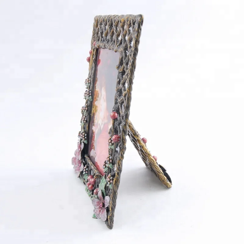 WINWIN Custom high quality lead tin alloy custom metal photo frames