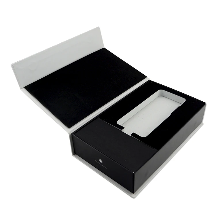 Luxury flip top boxes with magnetic catch white gift box cardboard magnetic closure gift box for phone