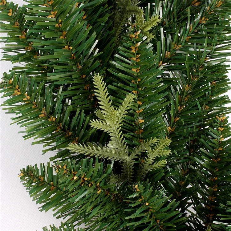 
2019 Wholesales New Fashion artificial christmas outdoor wreaths with low price 