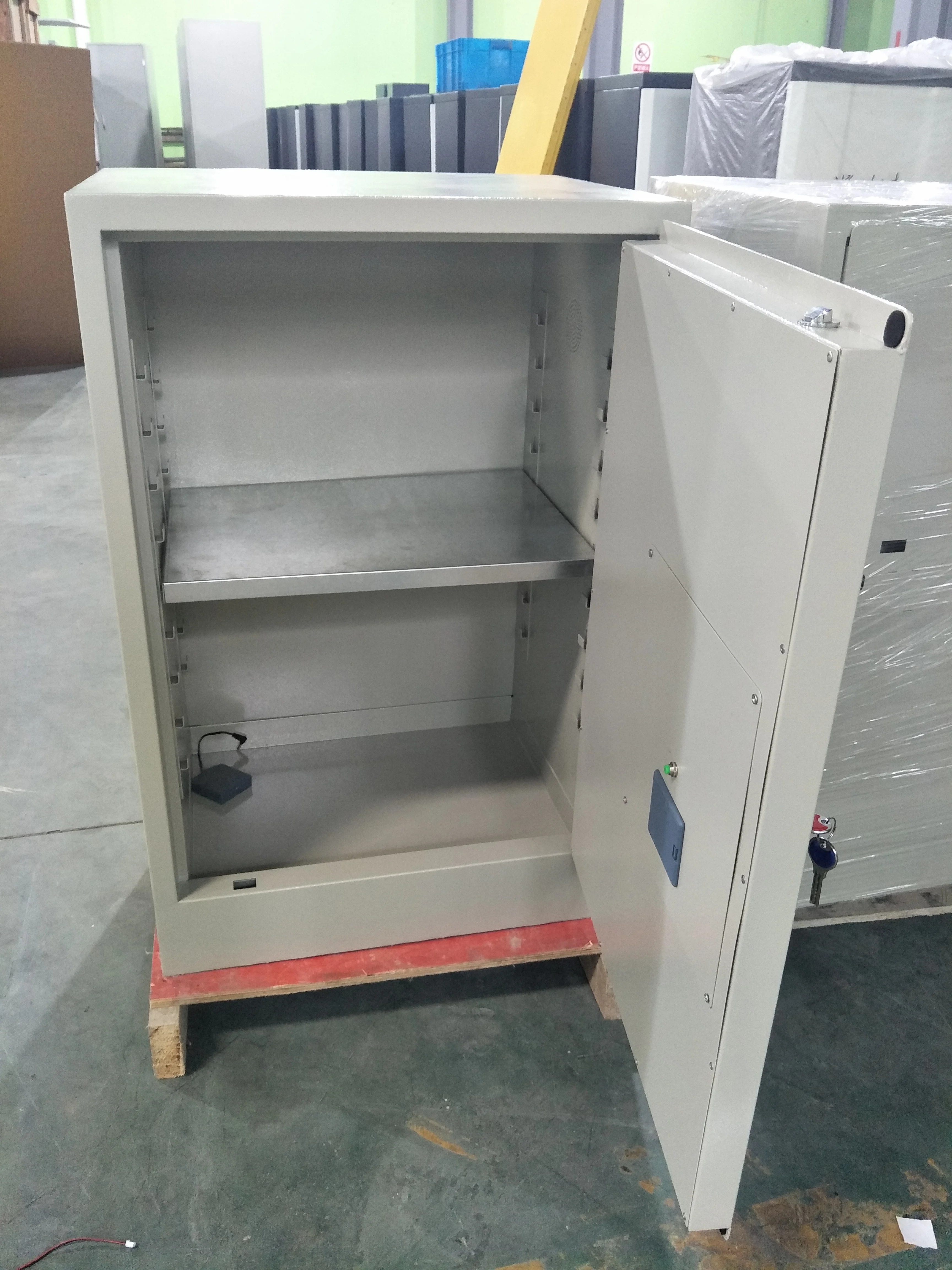 Golden Knight Medical laboratory furniture ,hospital laboratory narcotic storage industrial safety cabinet drug storage