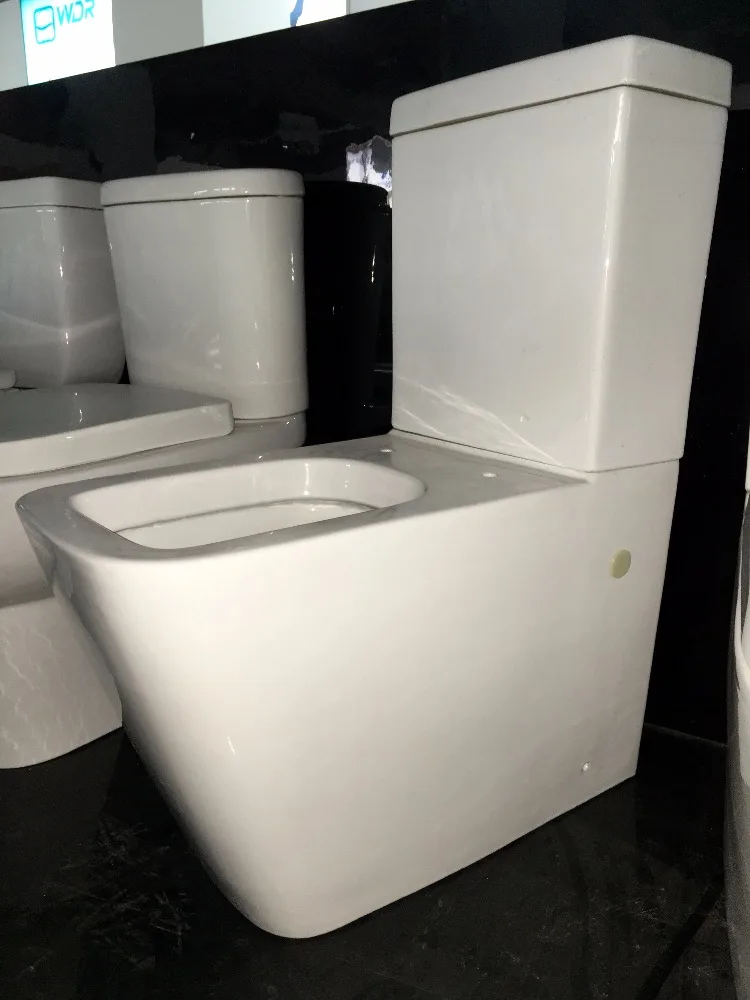 Входная дверь для ванной комнаты простой квадратный унитаз уборной WC Туалет