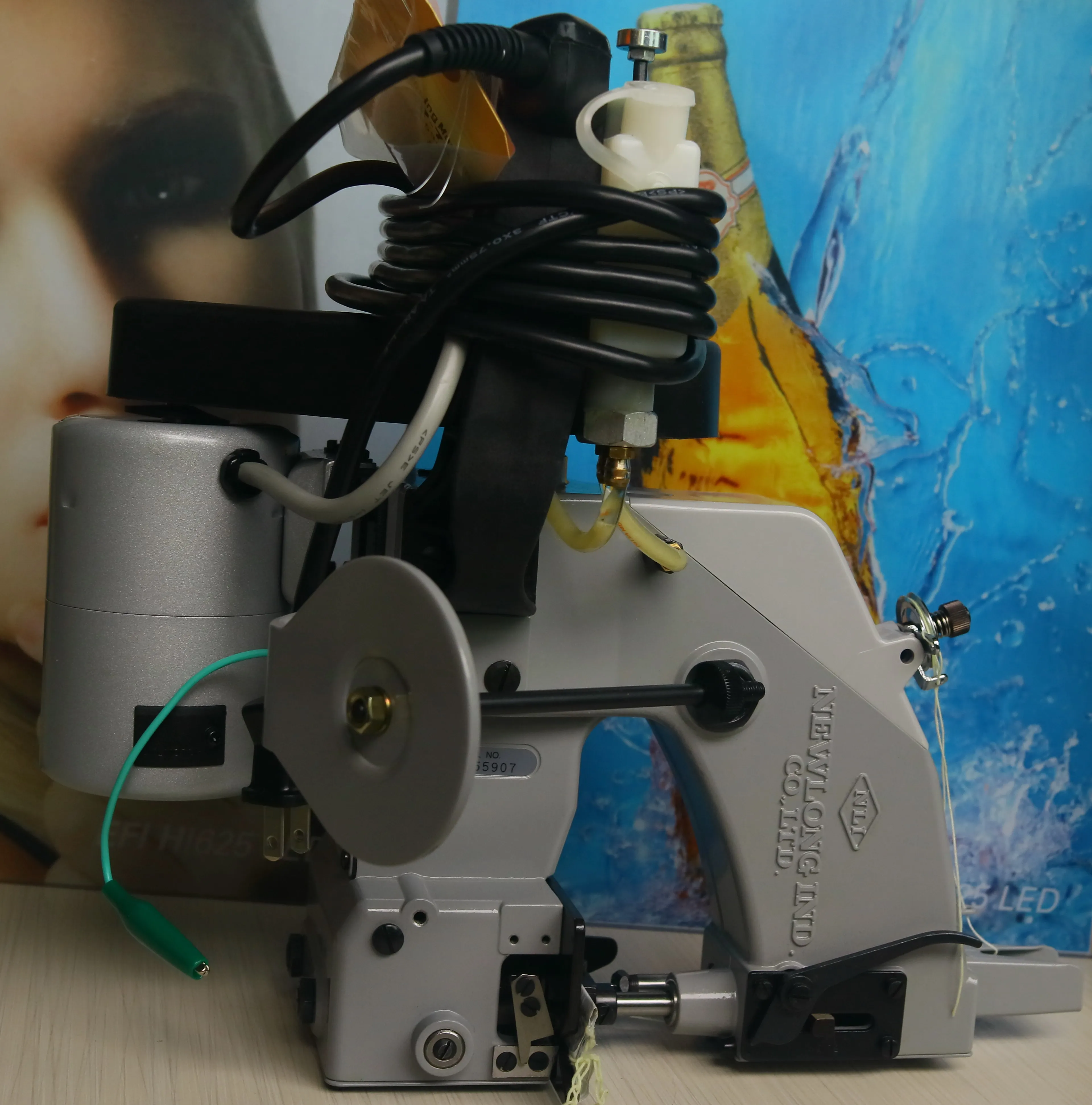 JAPANESE portable electric NLI NEWLONG NP-7 bag sewing machine