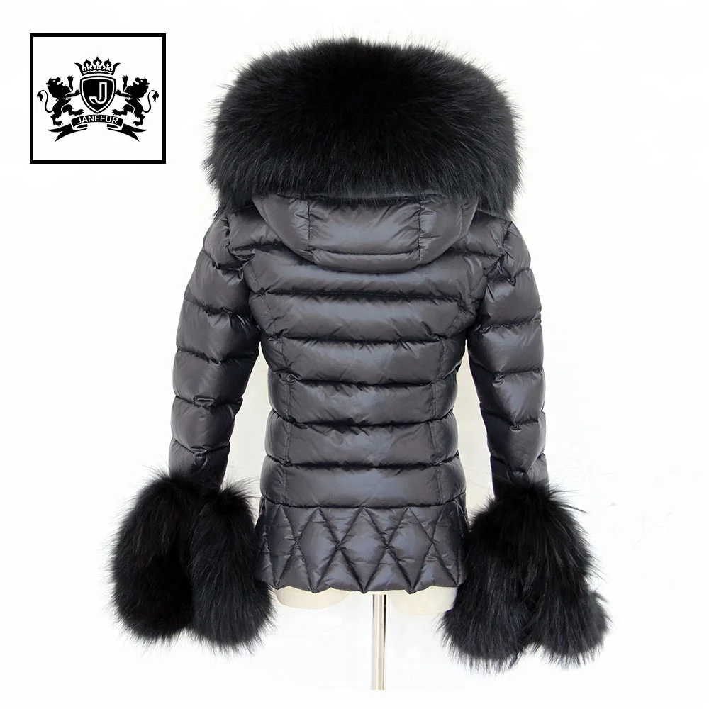 Wholesale winter down parka women short down jacket with raccoon fur decoration