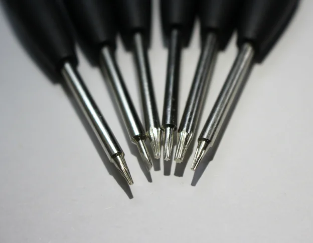 Mini Cheap Small Set Professional Mobile Phone Insulated Laptop Repair Tool One Guy One Screwdriver