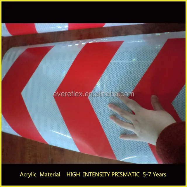 Acrylic Reflective Arrow Signs for Outdoor Traffic Safety