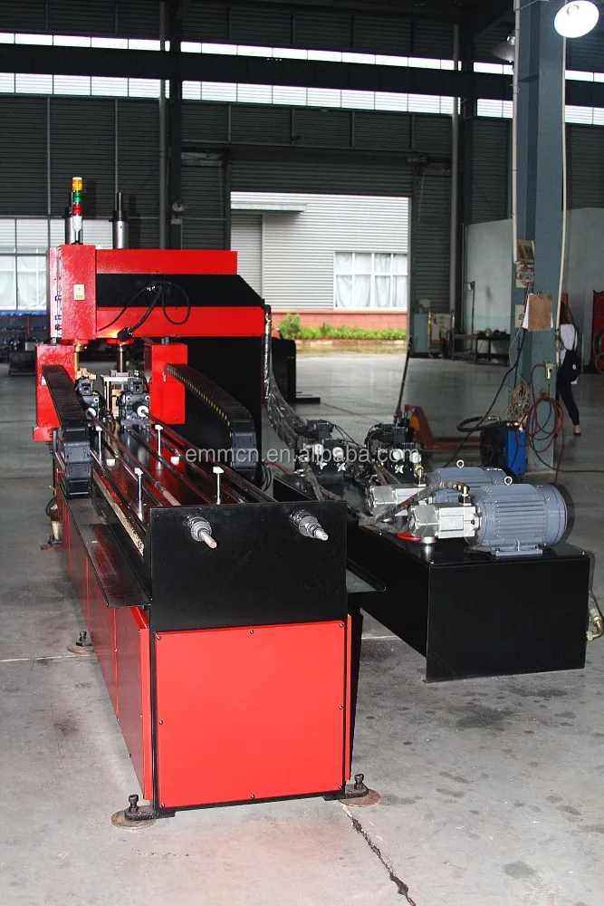 EMM078-A150 pu foam high pressure polyurethane roller shutter forming full-auto injection molding machine