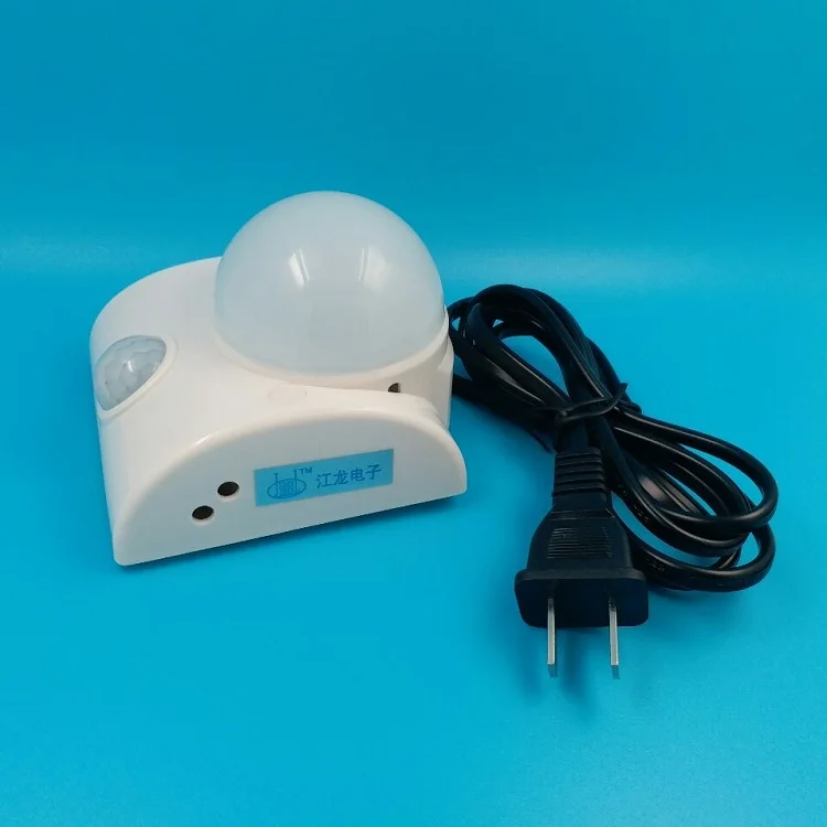 5W white light 170~250V Pir sensor motion lamp led ajustable delay human body ind uction bulb plug with power cord