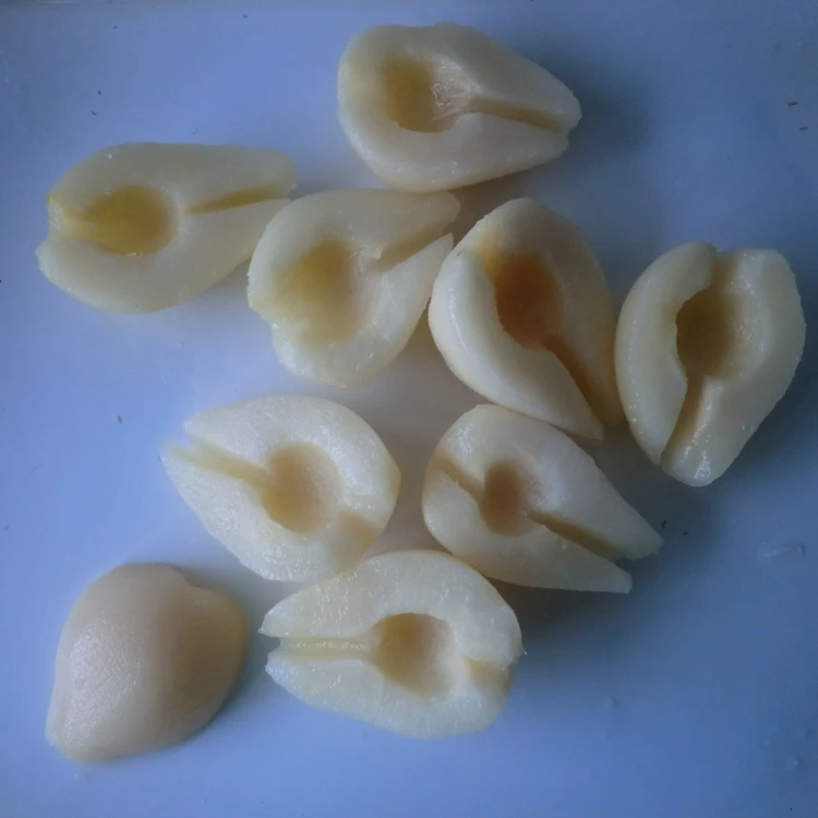 Fresh pack Mikado canned food canned bartllet pear halves slices cubes  in light syrup or in pear juice