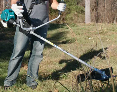 Makita EM2650UH 25.4cc MM4 прямой вал беспроводные кусторезы (4-х тактный)