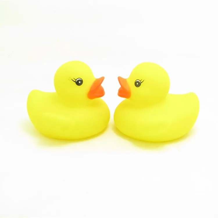 Natural Latex Bath Duck Funny Floating PVC Rubber Yellow Duck Toys Wholesale Squeeze Bath Toy for kids