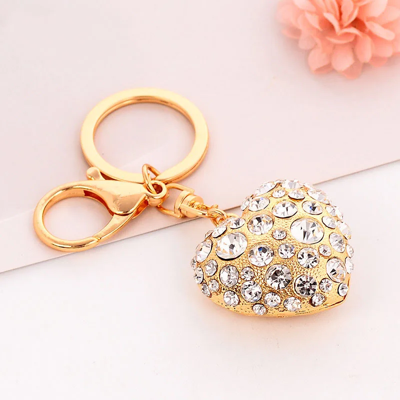 Модный брелок для сумки в форме сердца с металлическими стразами на День святого Валентина