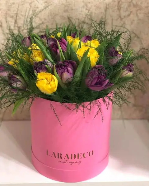 Different design flower packaging boxes