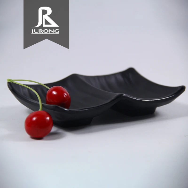 High quality melamine plate with sauce compartment,black dipping japanese melamine soy divided sauce dish