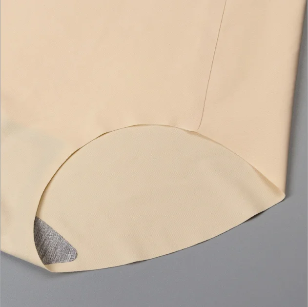 
2018 New arrival best selling briefs unisex underwear hot for lady hot sale seamless breathable ice silk panties 