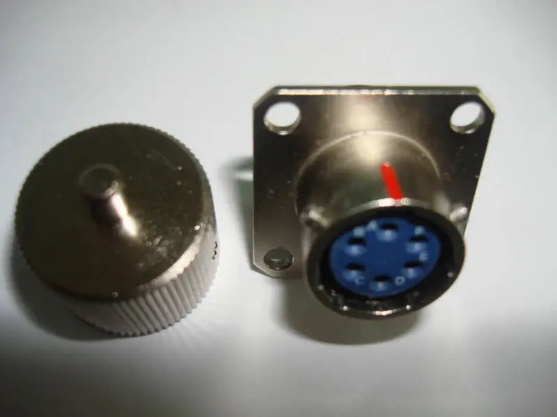 Y50EX-1006ZK10 Military Connector