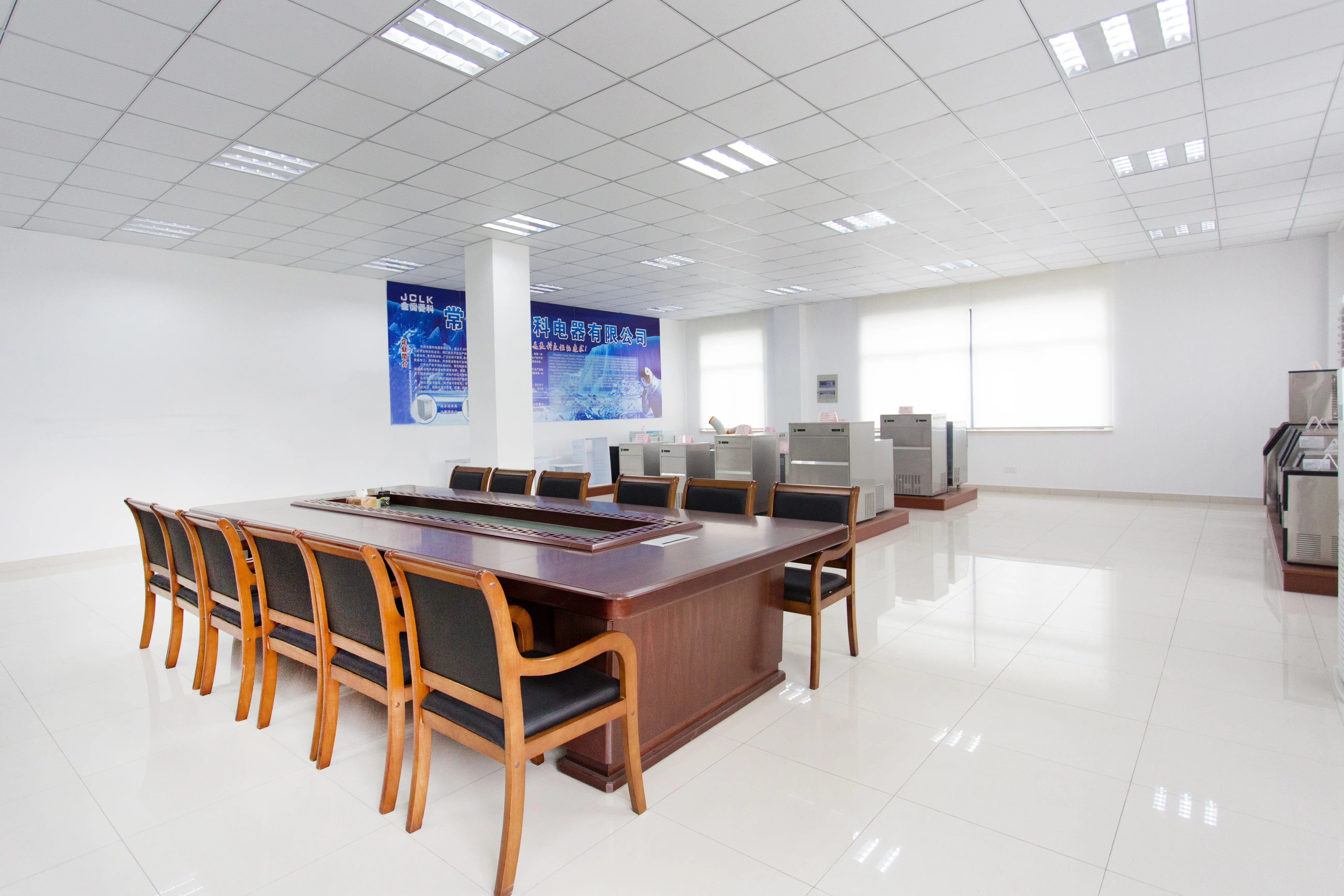 2022 silicone ice cube maker machine