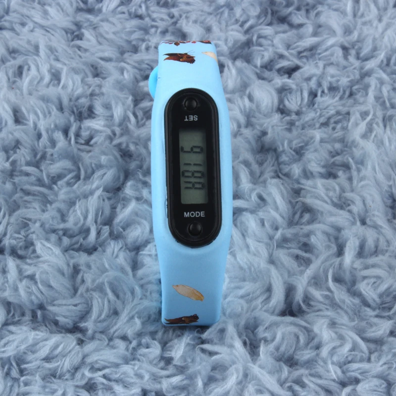
Novelty Items 2017 fashion fitness wristband bracelet ice blue pedometer for kids running watches 